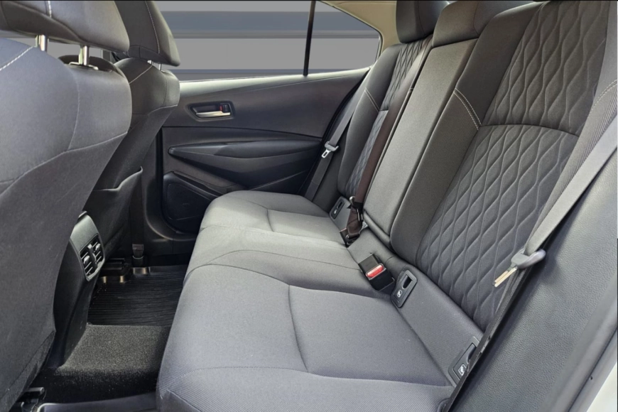 TOYOTA COROLLA SEDAN 1.8 HYBRID DYNAMIC 2021