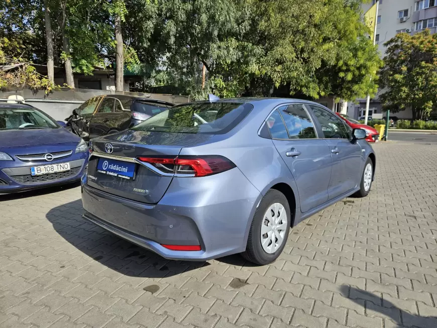 TOYOTA COROLLA SEDAN 1.8 HYBRID BUSINESS 2020