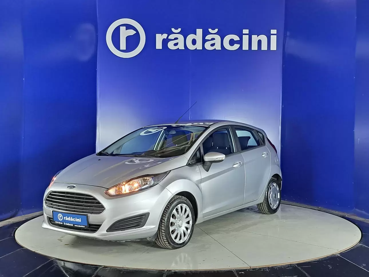 FORD FIESTA Hatchback 2013