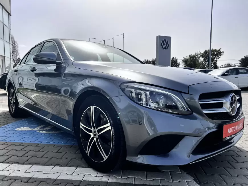 Mercedes Benz C300 Aut Hybrid Sedan 2019