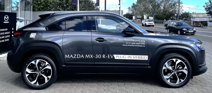 Mazda MX-30 SUV 2023