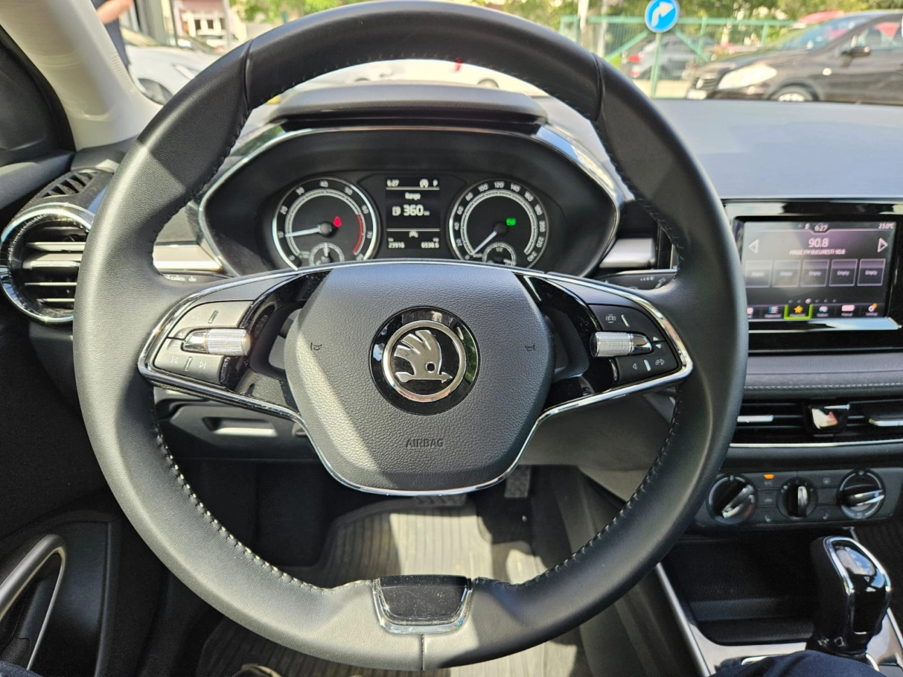 SKODA FABIA Hatchback 2022