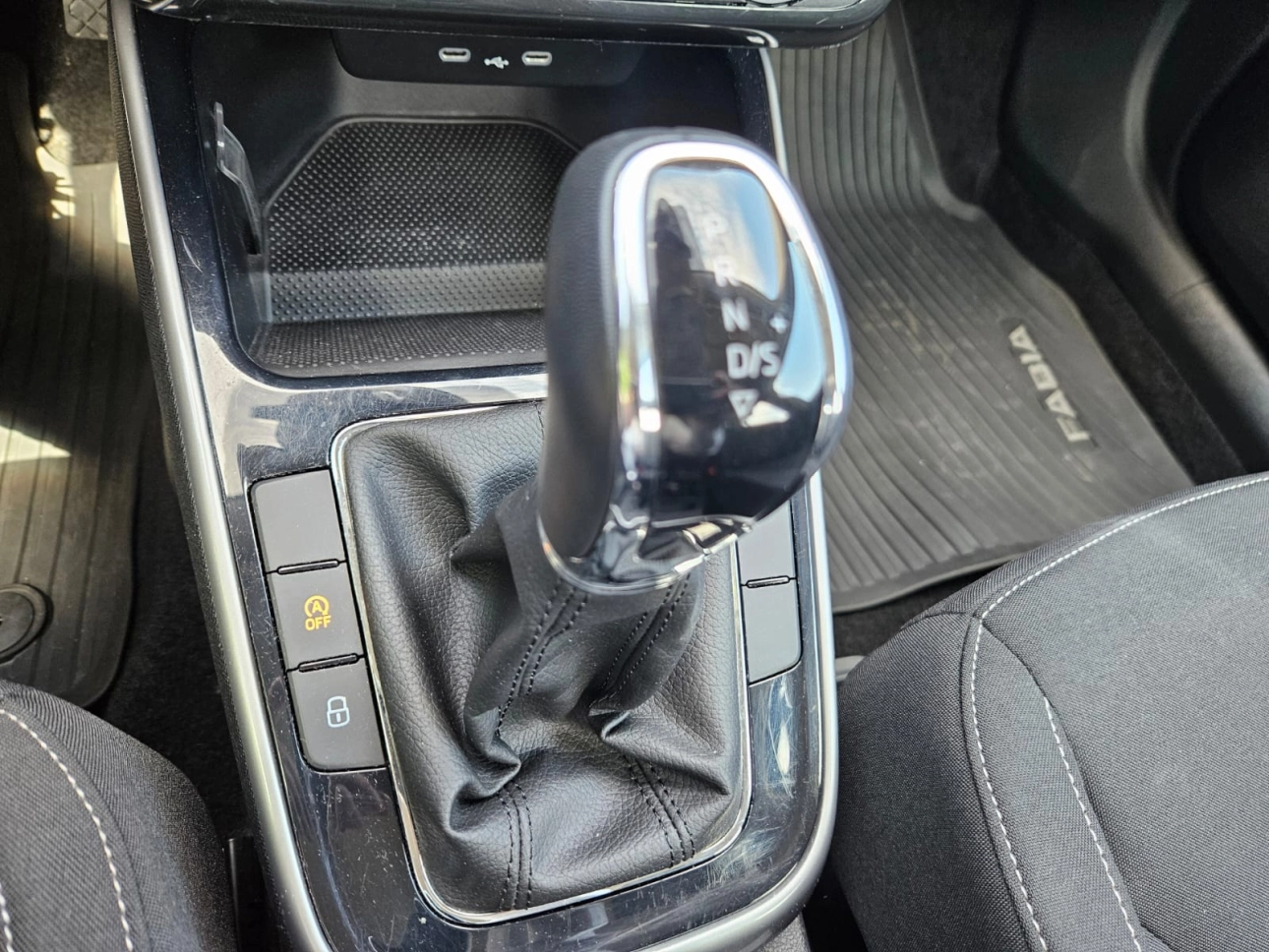 SKODA FABIA Hatchback 2022