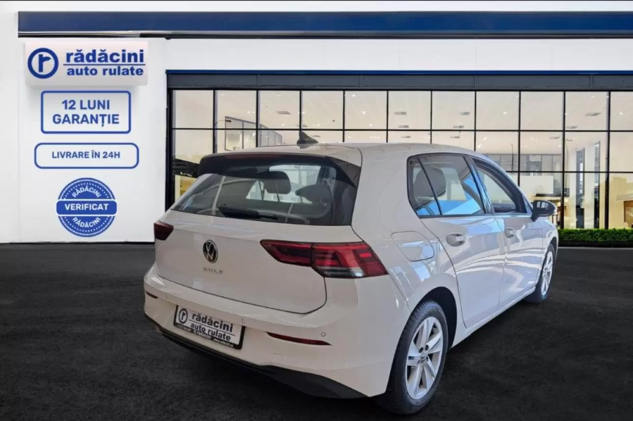 VOLKSWAGEN GOLF Hatchback 2021