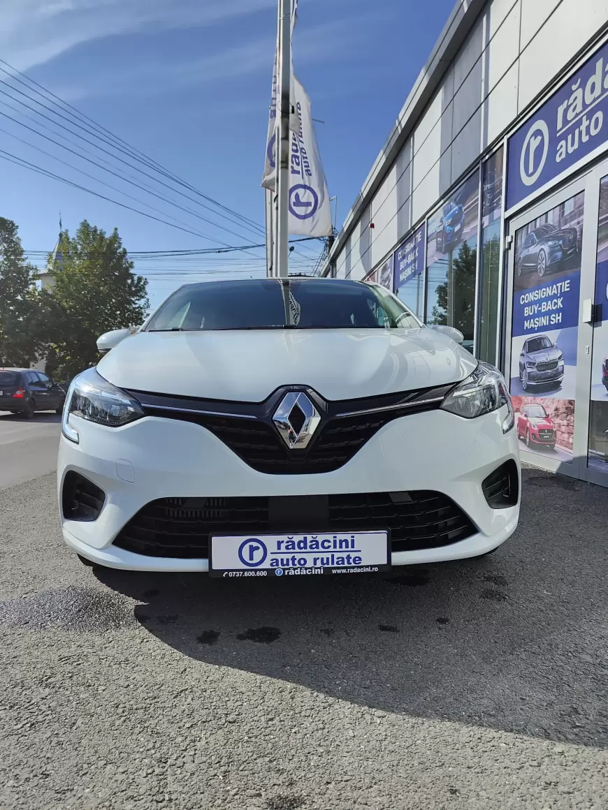 RENAULT CLIO Hatchback 2022