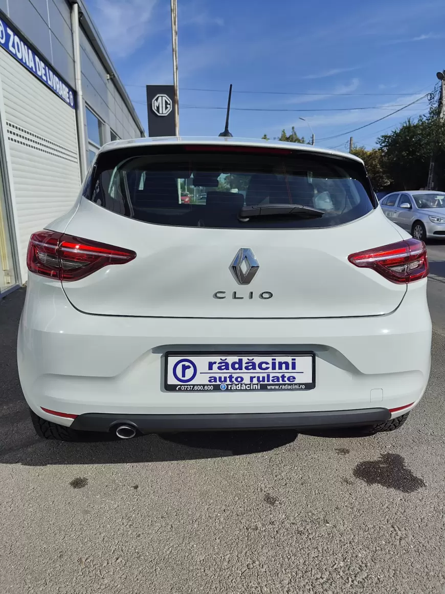 RENAULT CLIO Hatchback 2022