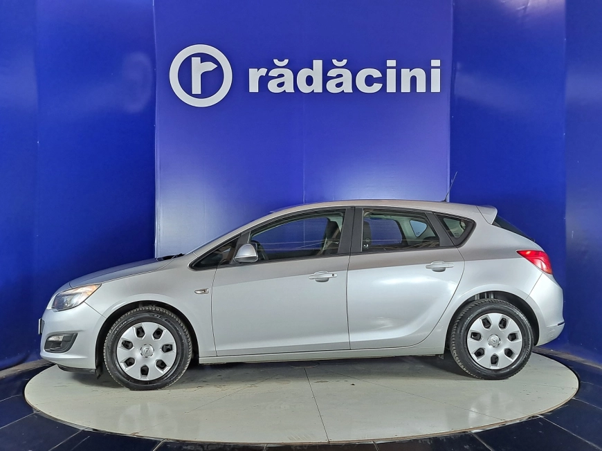 OPEL ASTRA J Hatchback 2014