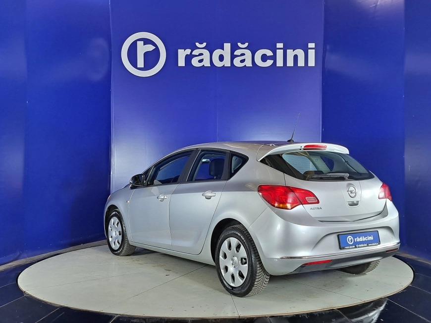 OPEL ASTRA J Hatchback 2014