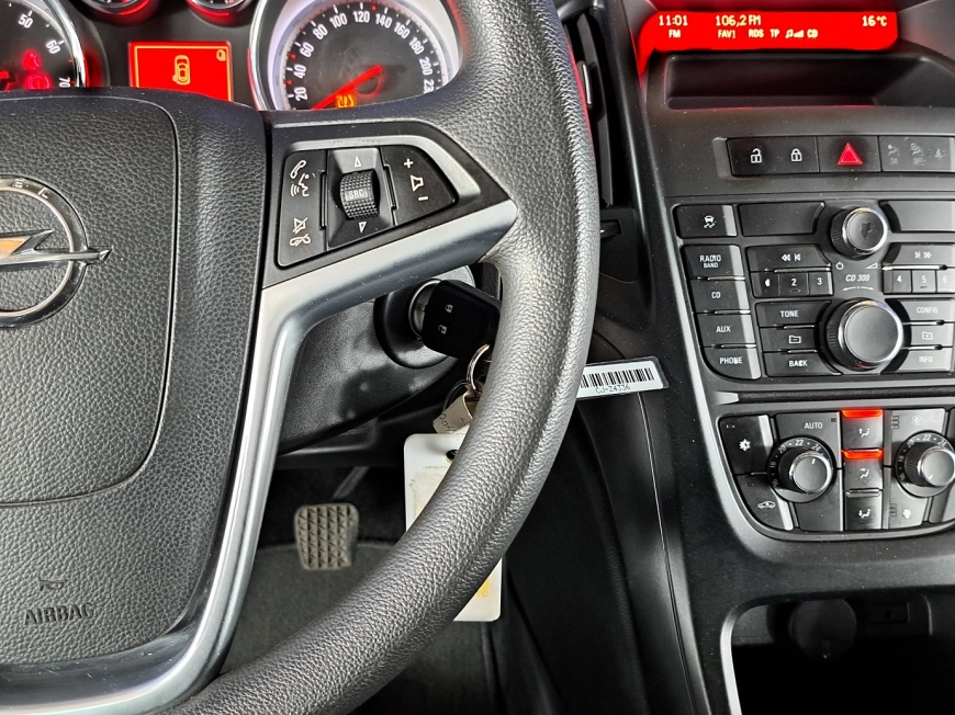 OPEL ASTRA J Hatchback 2014