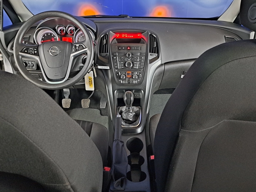 OPEL ASTRA J Hatchback 2014