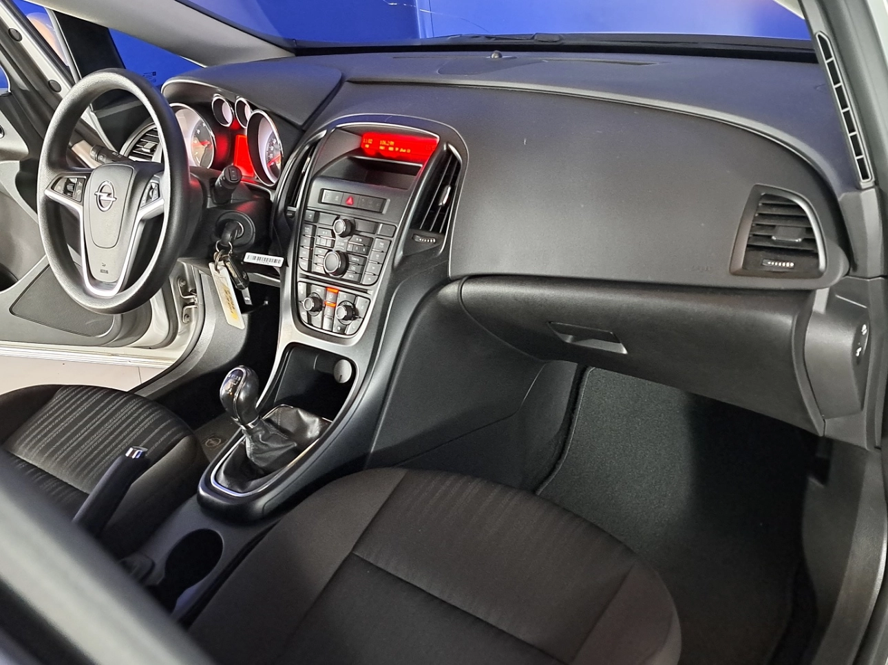 OPEL ASTRA J Hatchback 2014