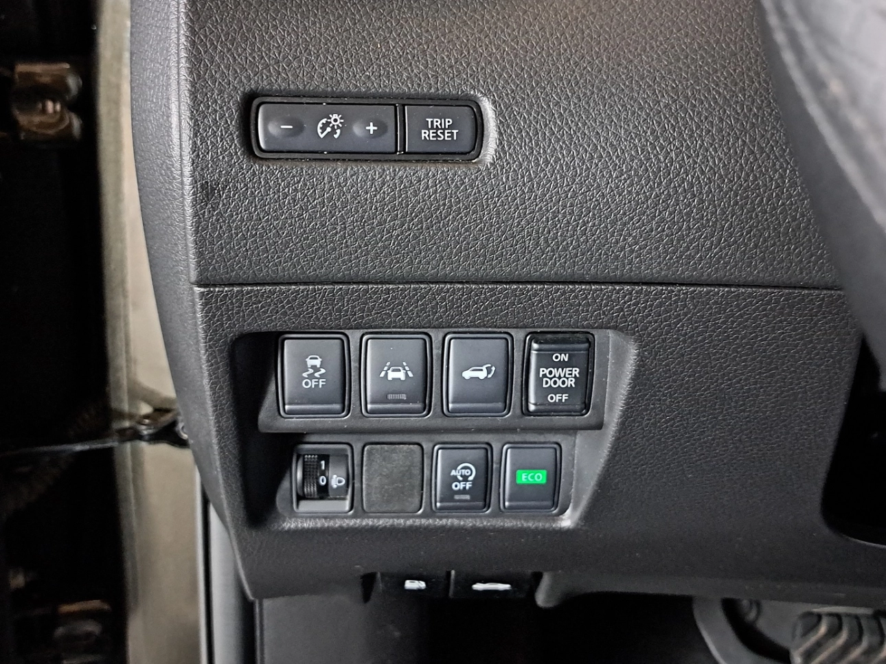 Nissan X-TRAIL SUV 2018