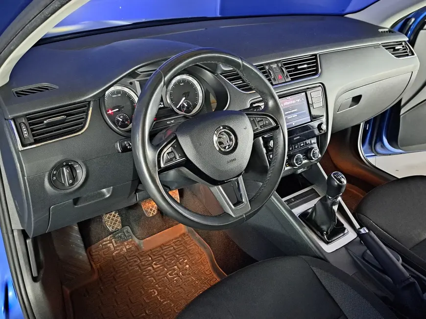 SKODA OCTAVIA