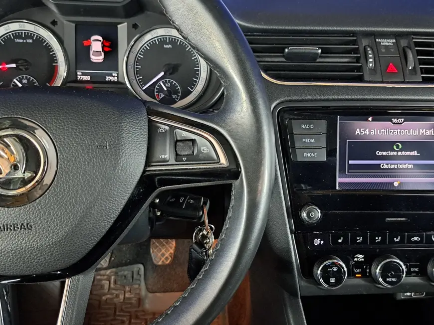 SKODA OCTAVIA