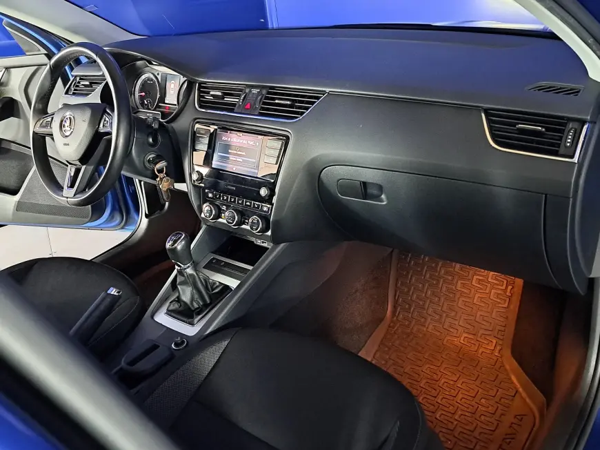 SKODA OCTAVIA
