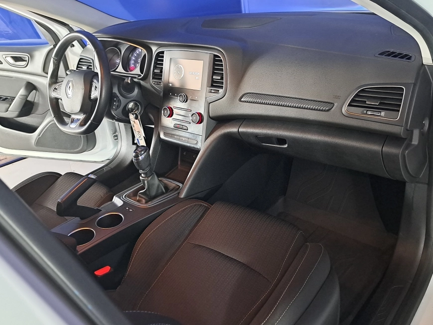 Renault MEGANE Sedan 2019