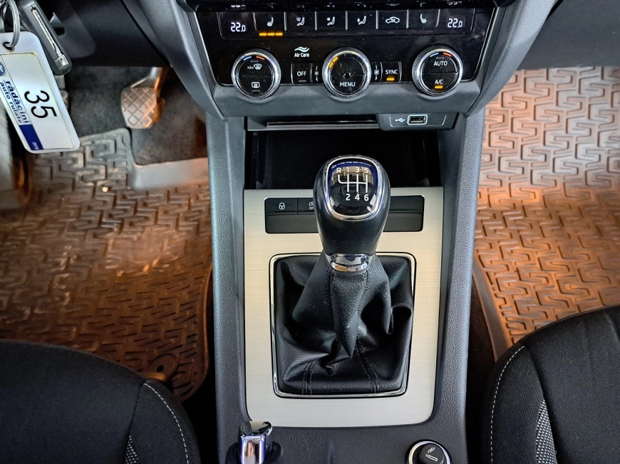 Skoda OCTAVIA Sedan 2020