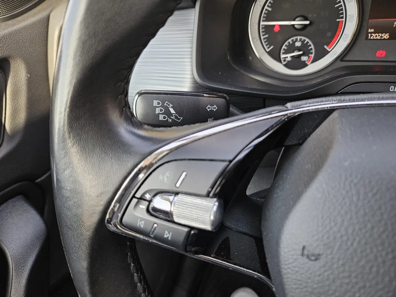 SKODA KODIAQ 2.0 TDI 150CP DSG 4x4 AMBITION