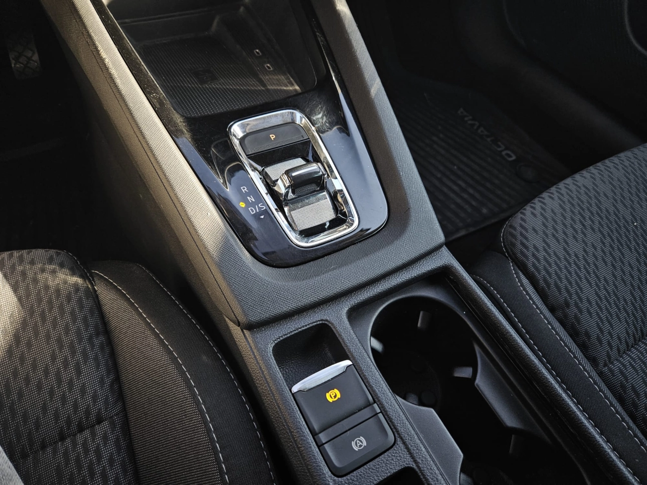 SKODA OCTAVIA IV COMBI 2.0TDI 150CP DSG STYLE