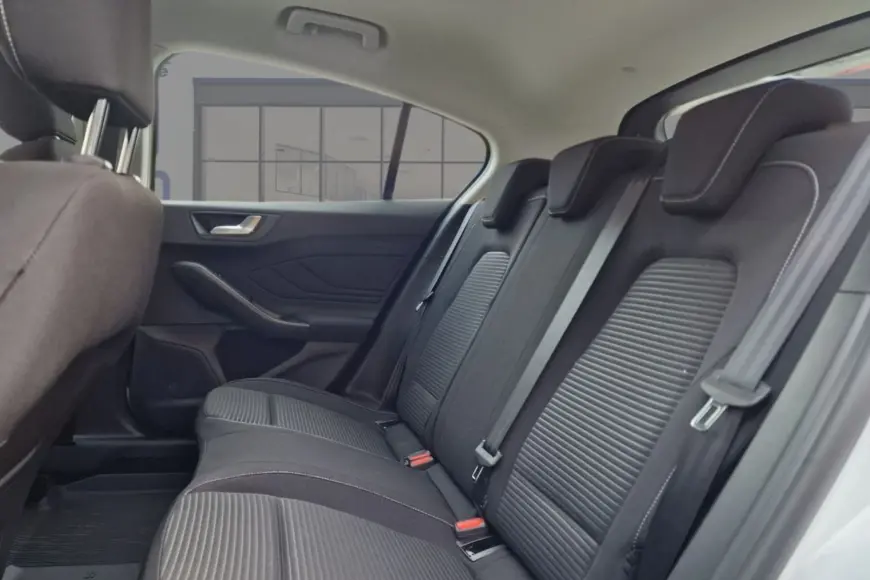FORD FOCUS HATCHBACK 1.0 EcoBoost