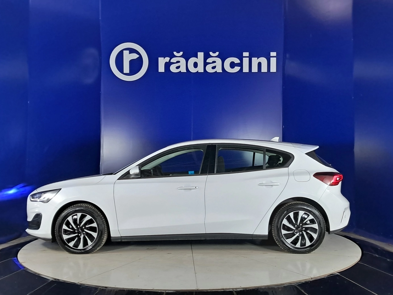 FORD FOCUS HATCHBACK 1.0 EcoBoost