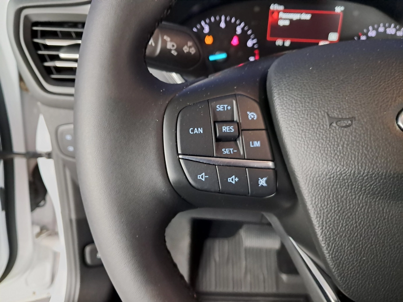 FORD FOCUS HATCHBACK 1.0 EcoBoost