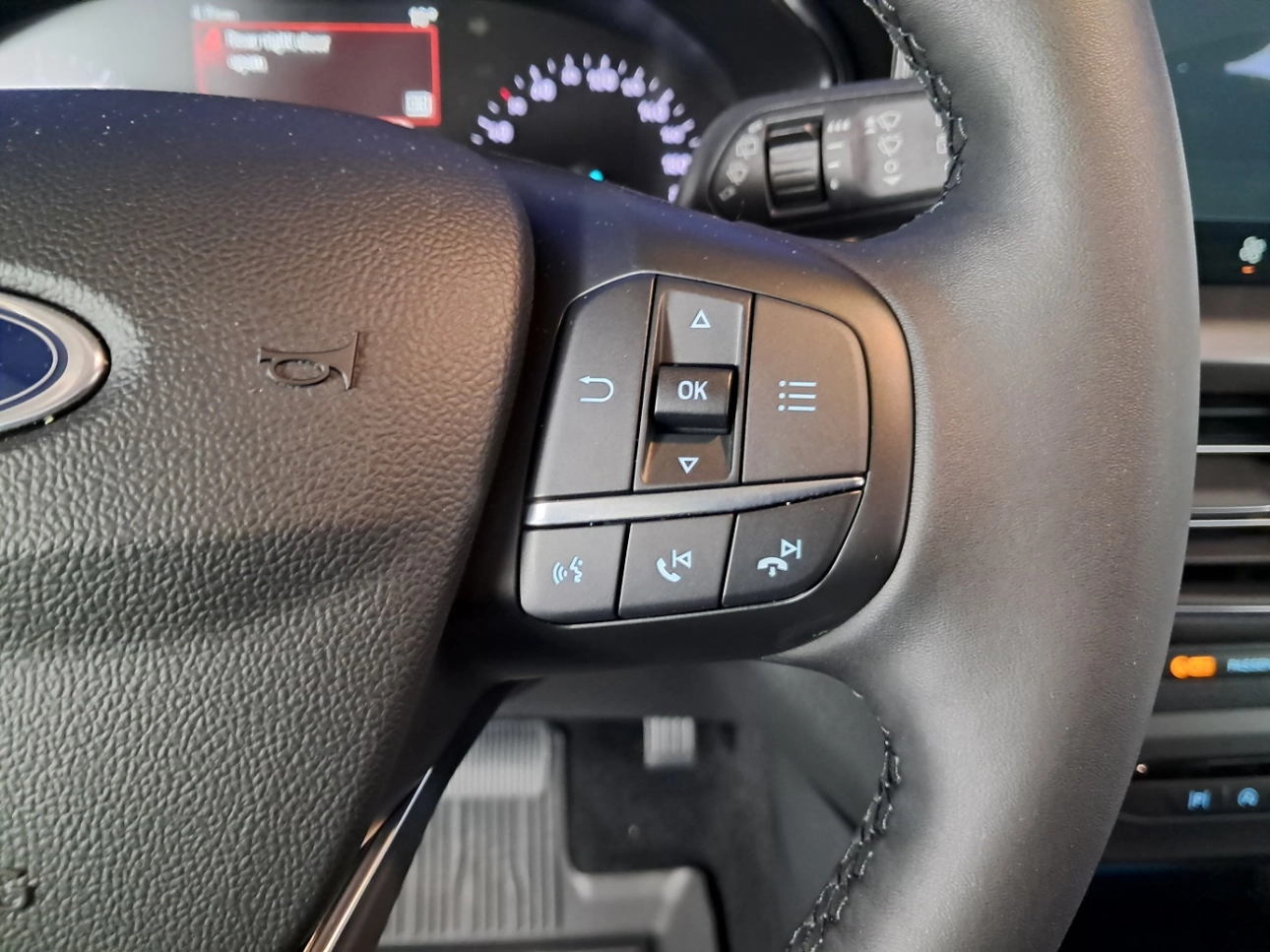 FORD FOCUS HATCHBACK 1.0 EcoBoost