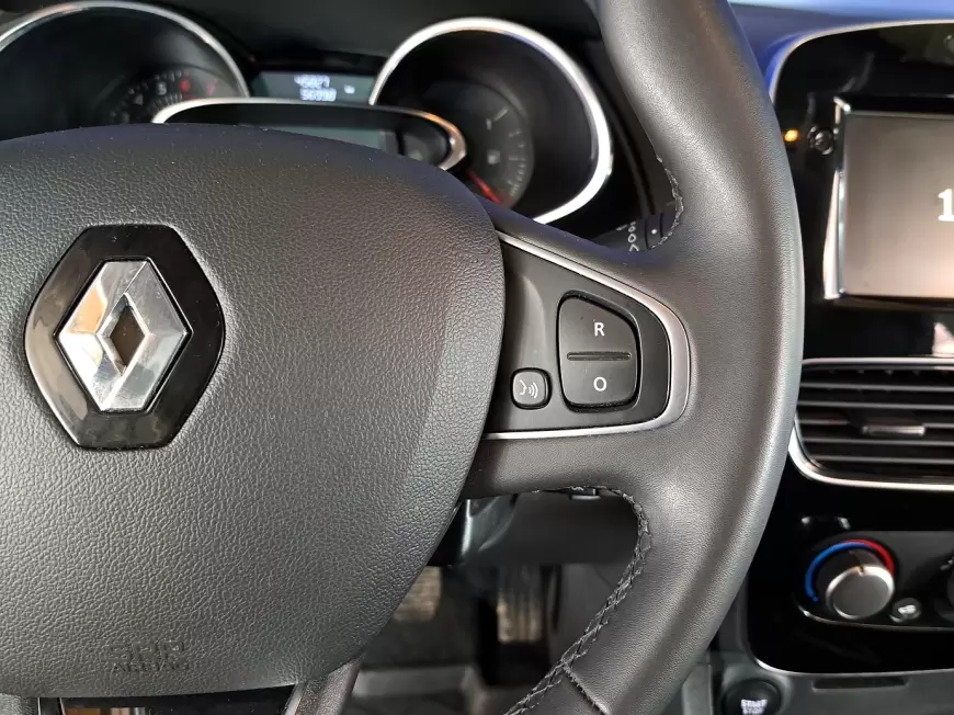 Renault CLIO Hatchback 2019