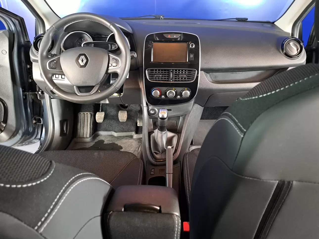 Renault CLIO Hatchback 2019