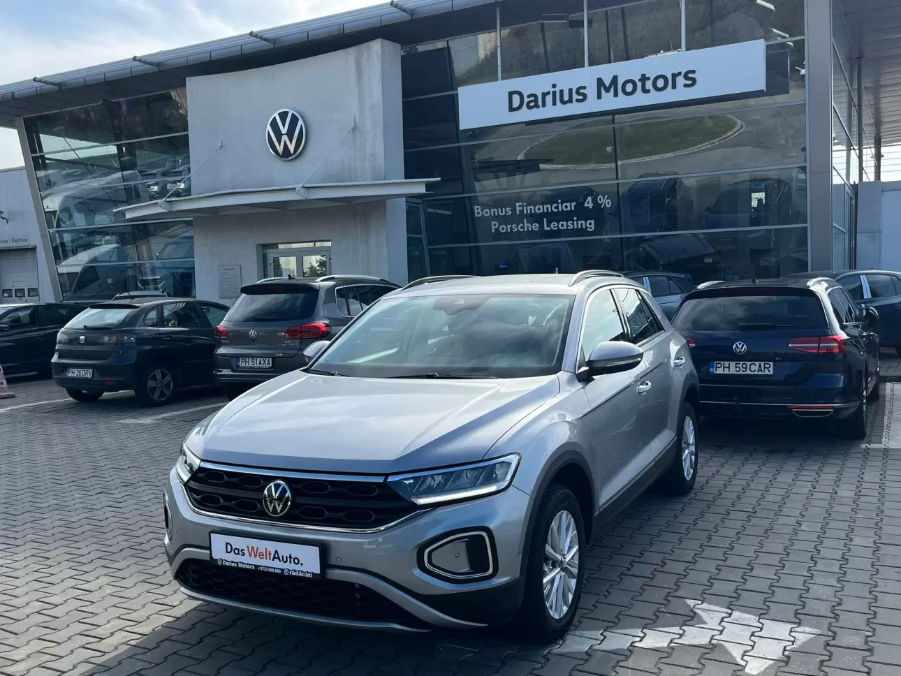 Volkswagen T-ROC Compact SUV 2023