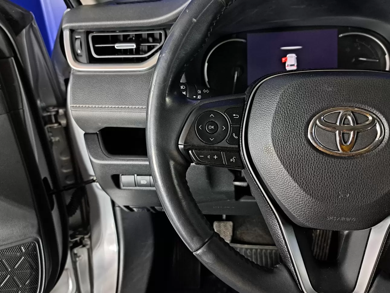 Toyota RAV4 SUV 2019