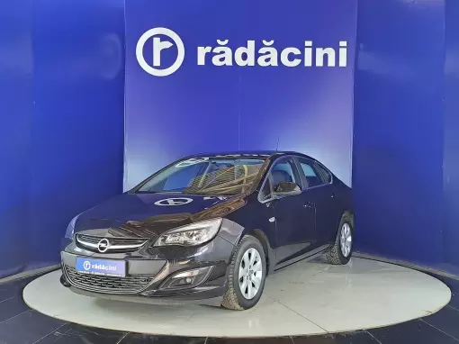 Opel-ASTRA-Sedan-2018-1.4-Manuala