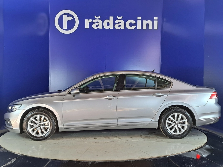 Volkswagen PASSAT Sedan 2021