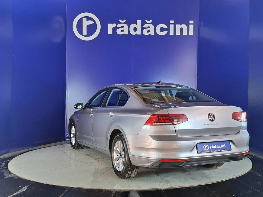 Volkswagen PASSAT Sedan 2021