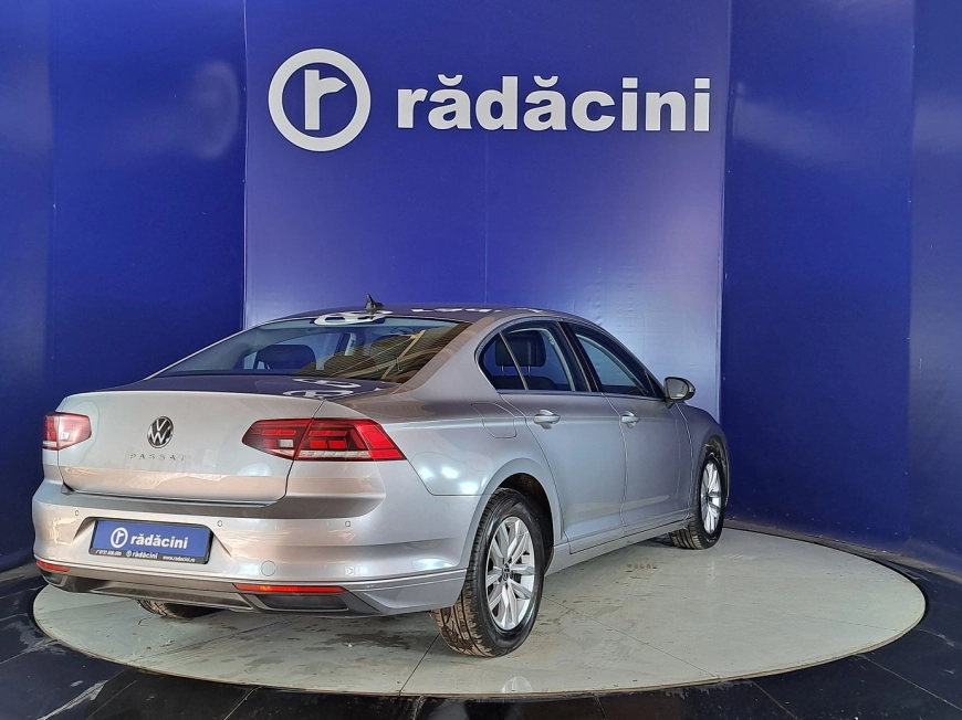 Volkswagen PASSAT Sedan 2021