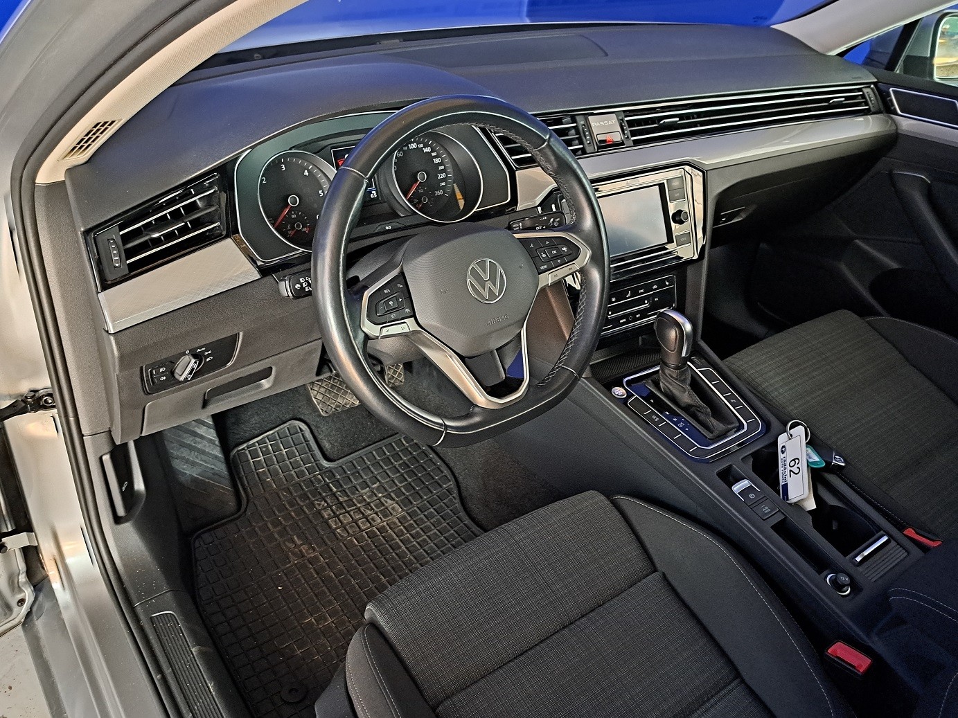 VOLKSWAGEN Passat 2021 — imagine 11