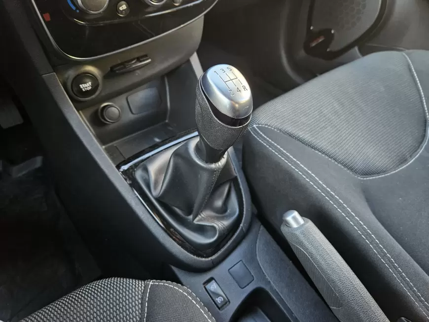 RENAULT CLIO 0.9TCe 90CP MT5 ZEN 2020