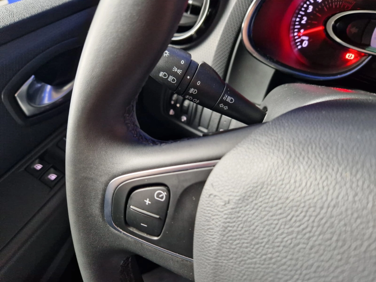 RENAULT CLIO IV COMFORT 0.9TCE 90CP