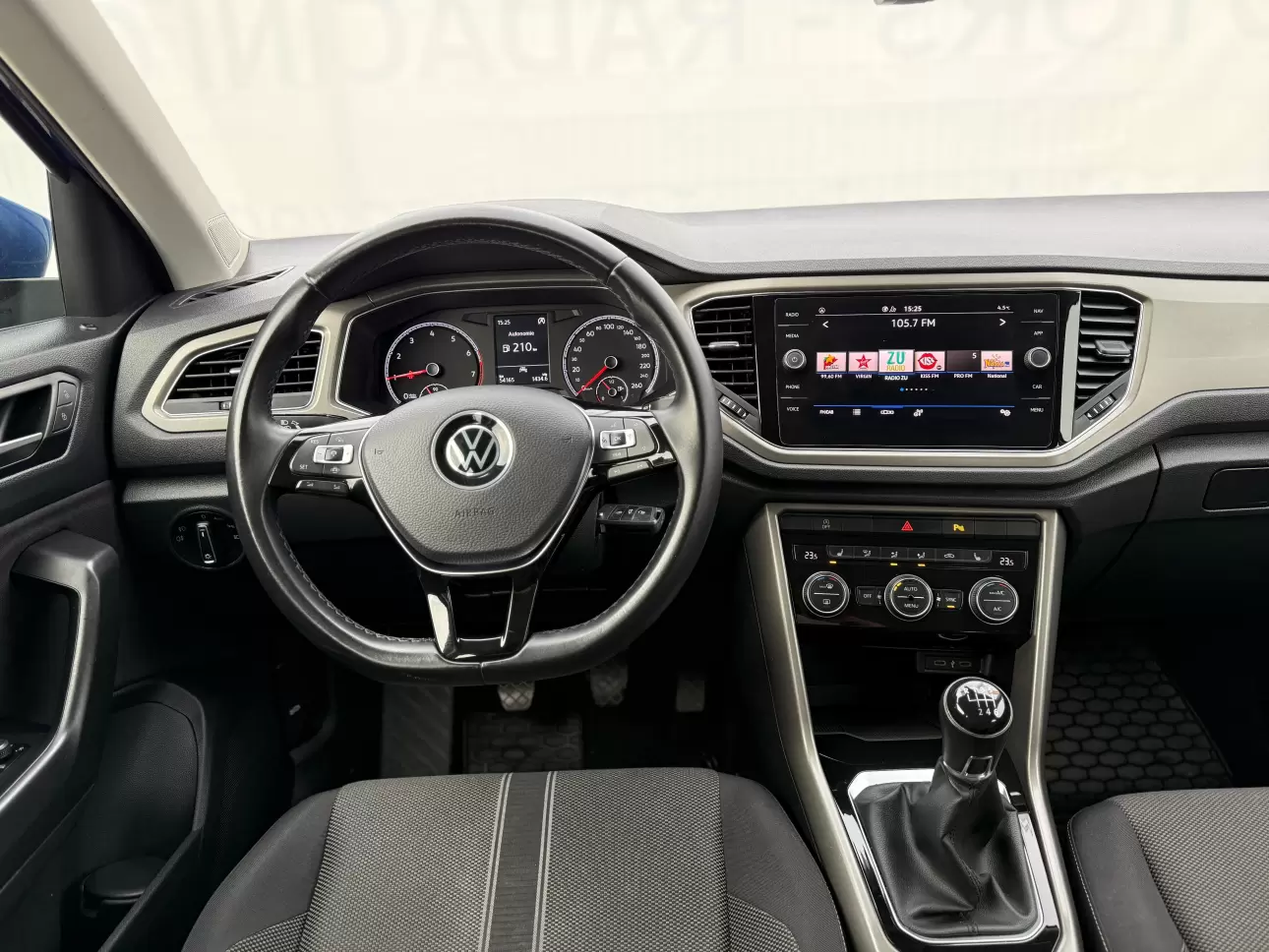 Volkswagen T-ROC Compact SUV 2021