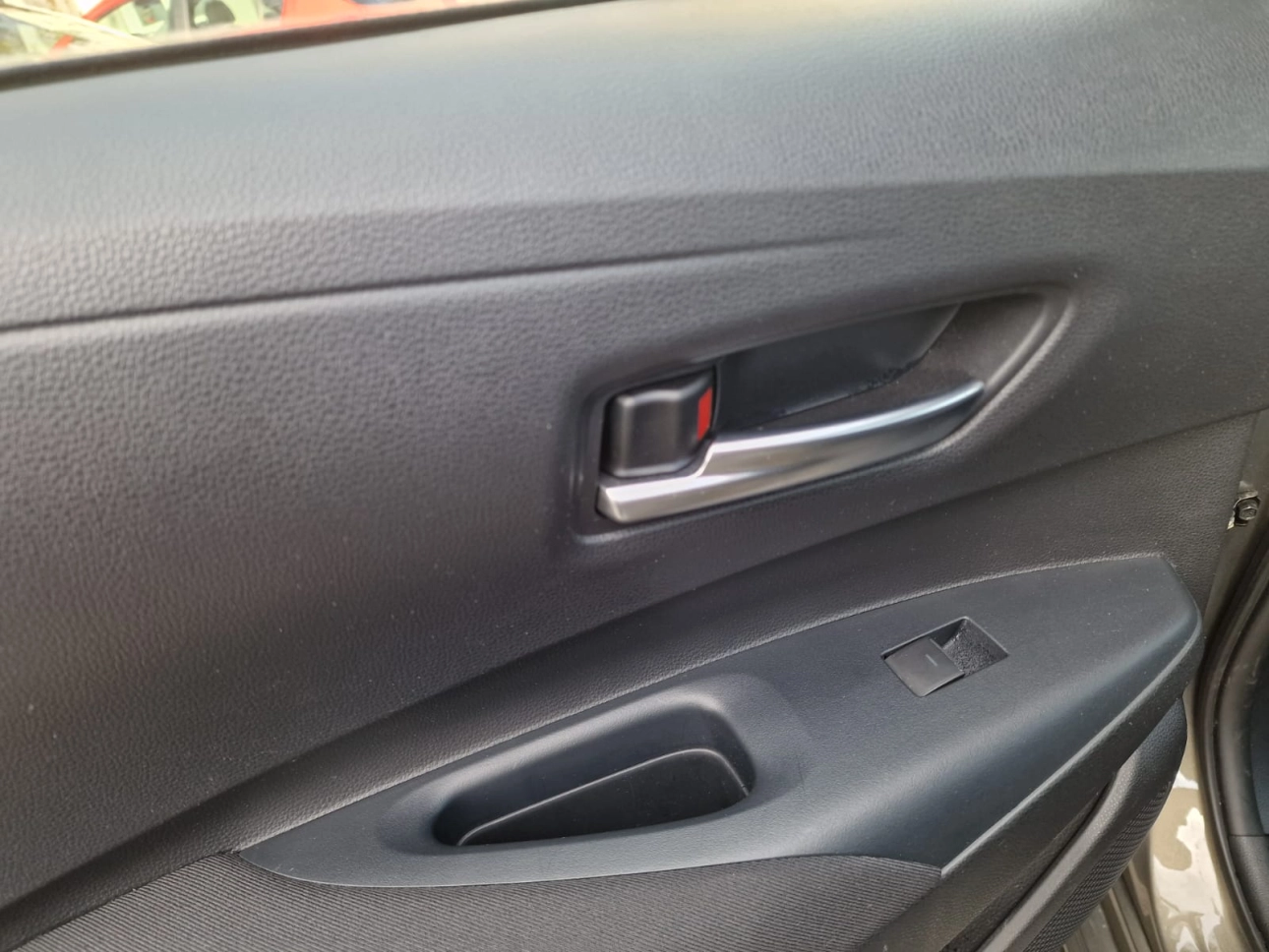 TOYOTA COROLLA SEDAN 1.8 HYBRID BUSINESS PLUS HSD E-CVT 2019