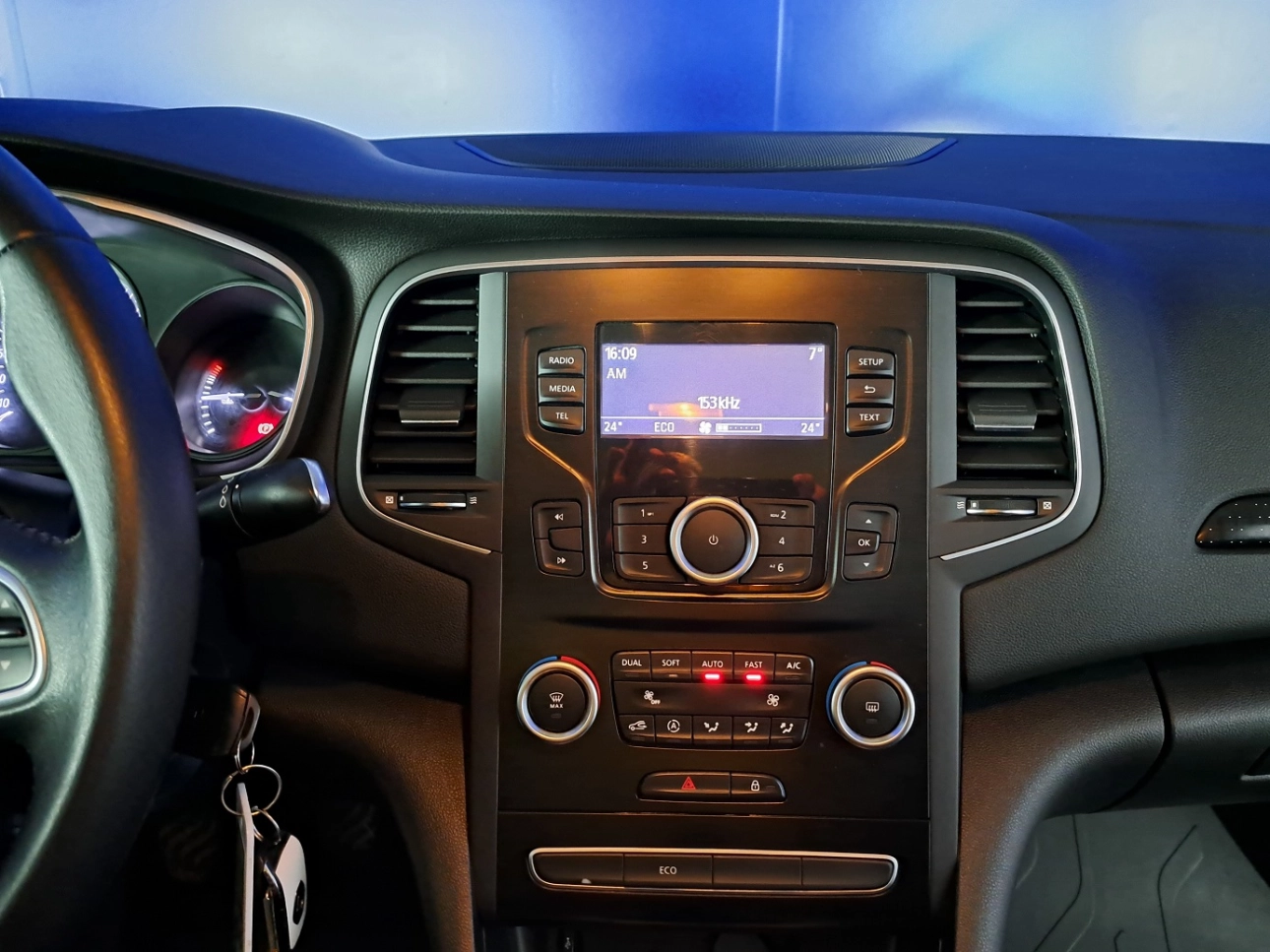 Renault MEGANE Sedan 2017