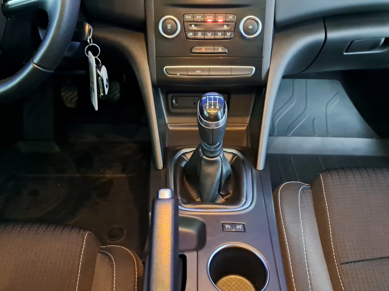 Renault MEGANE Sedan 2017