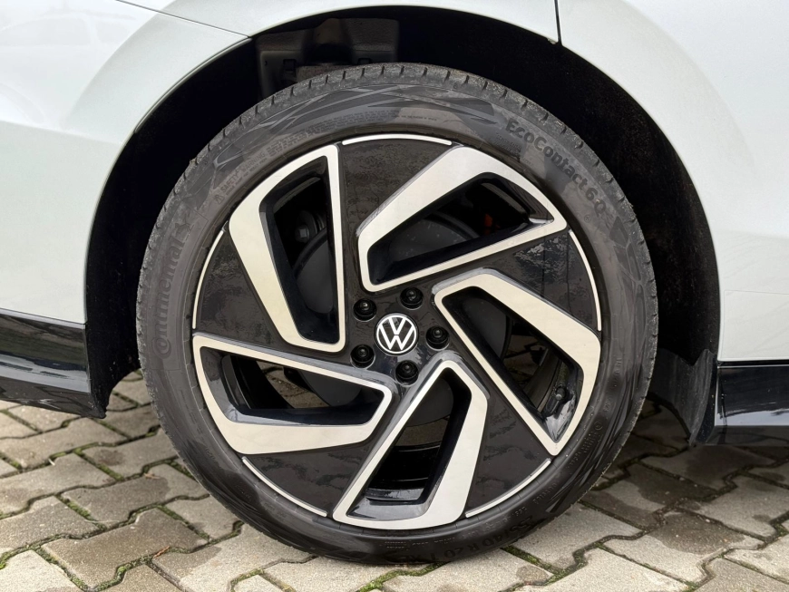 Volkswagen ID.7 Sedan 2023