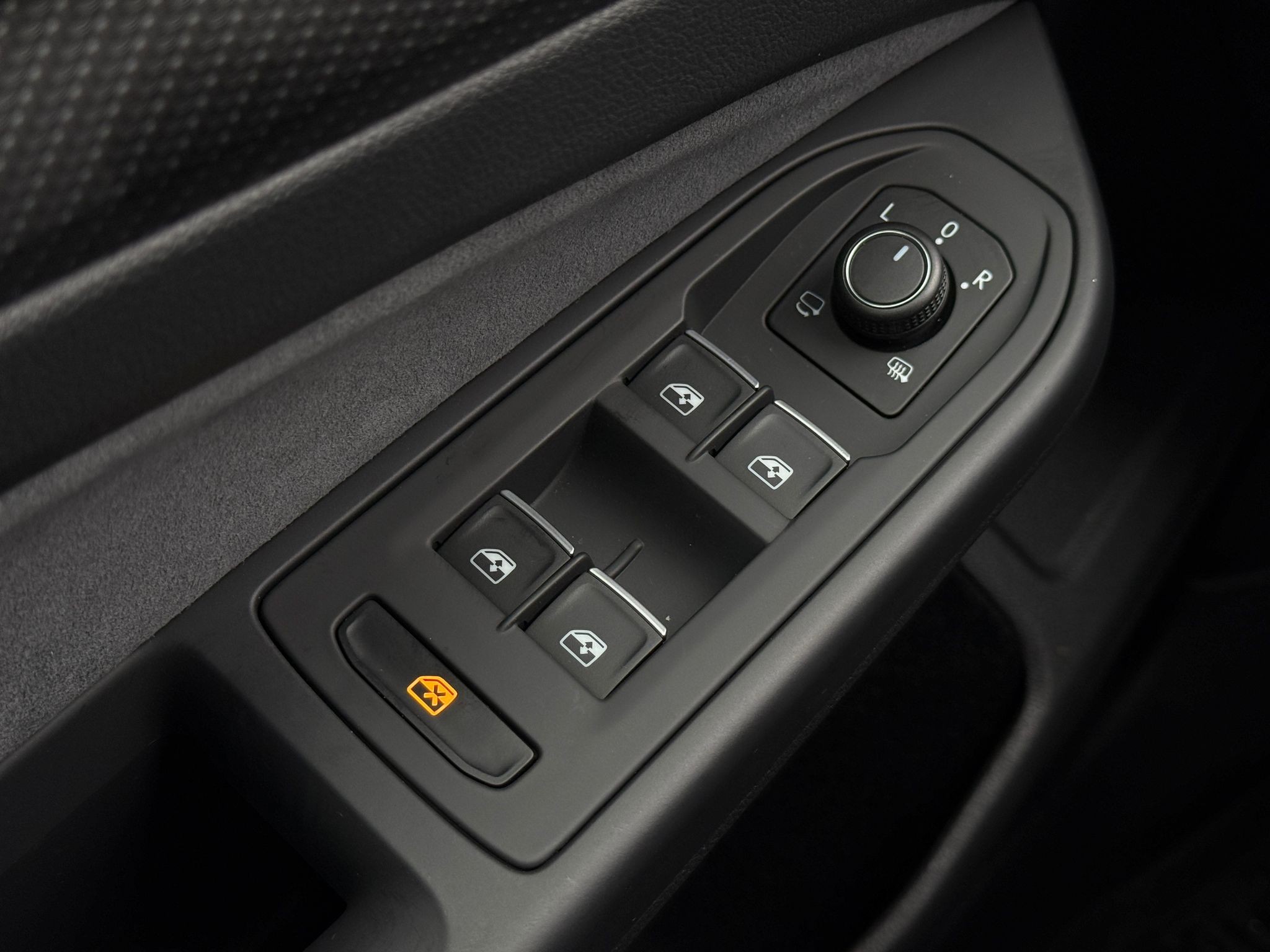 VOLKSWAGEN Golf 2024 — imagine 12