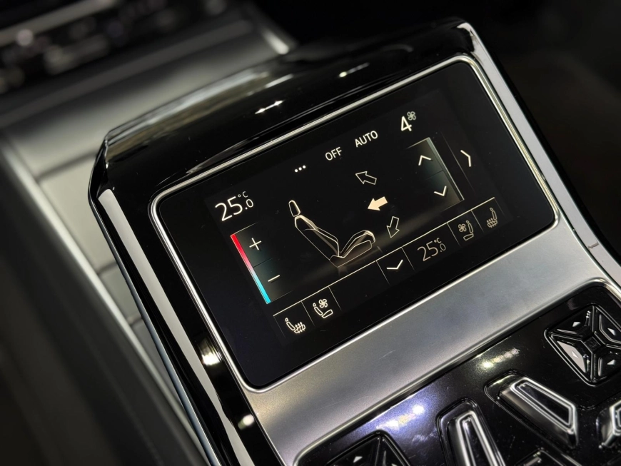 Audi A8 LONG Sedan 2022
