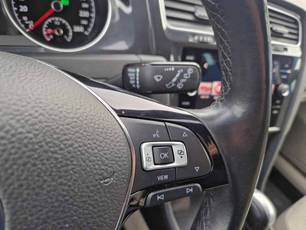 VW GOLF VII VARIANT 2.0 TDI 150CP DSG COMFORTLINE 2020