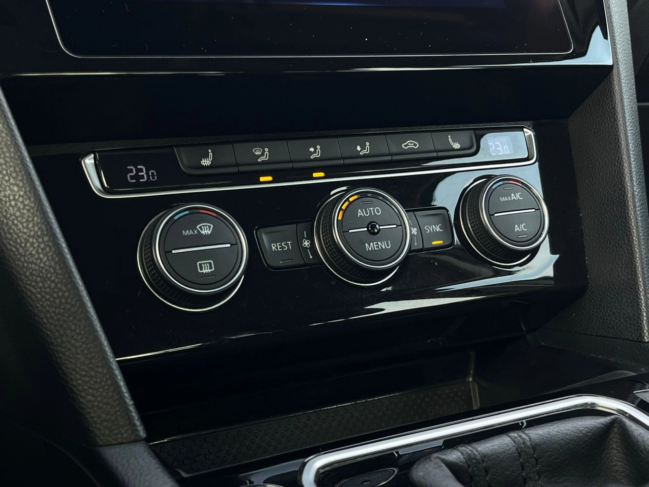 Volkswagen PASSAT Sedan 2019