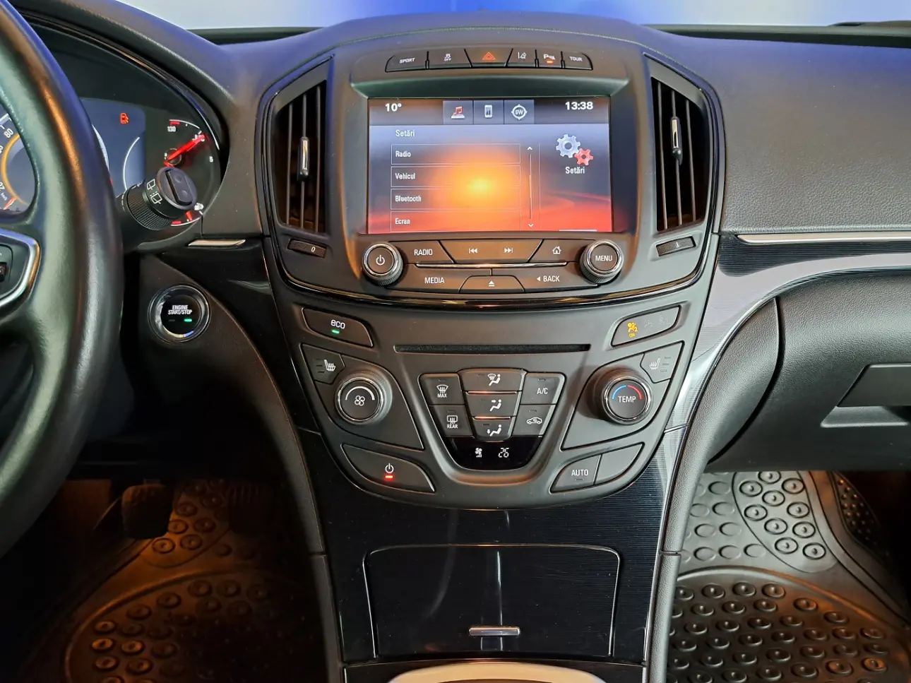 OPEL INSIGNIA