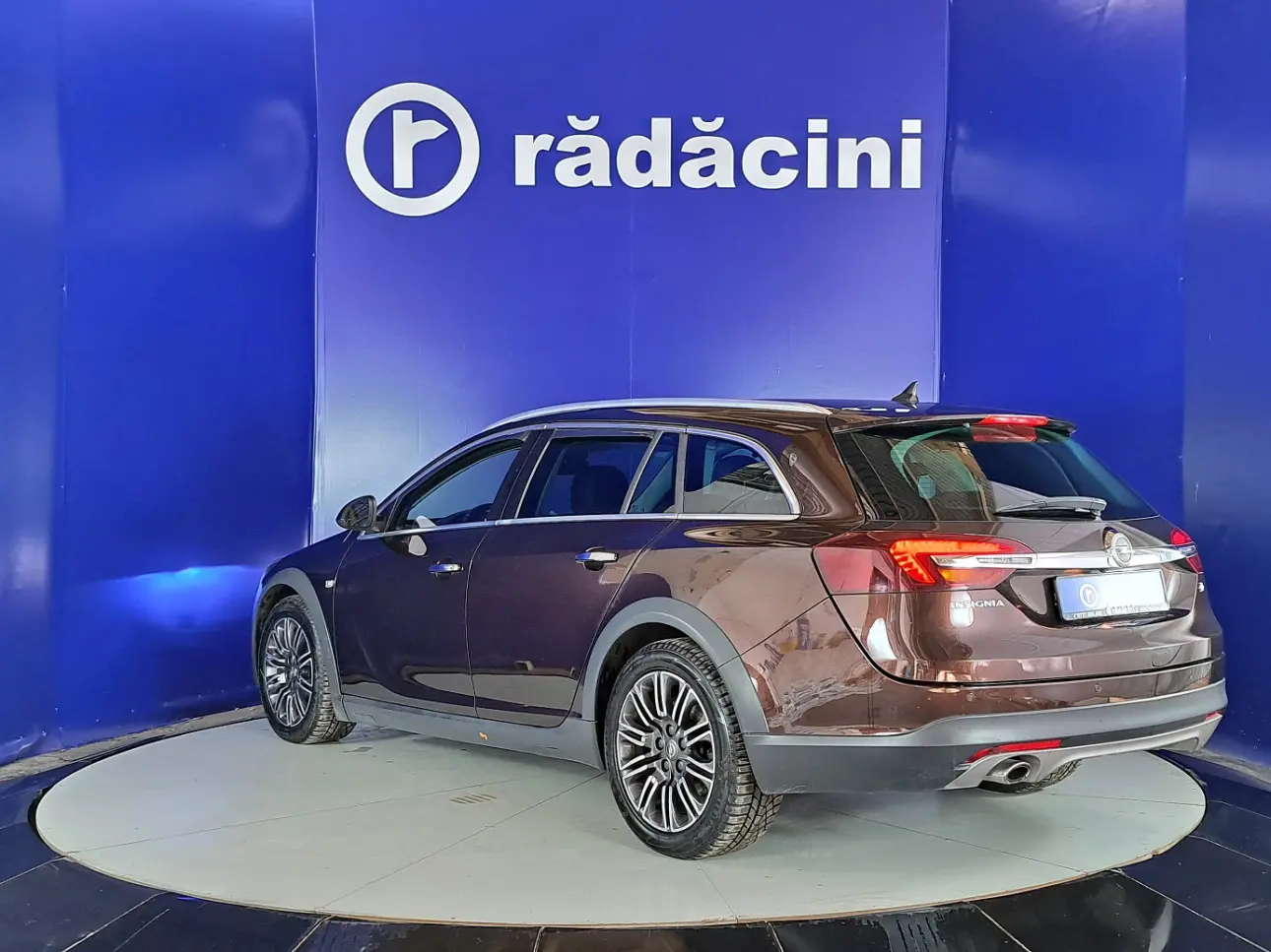 OPEL INSIGNIA