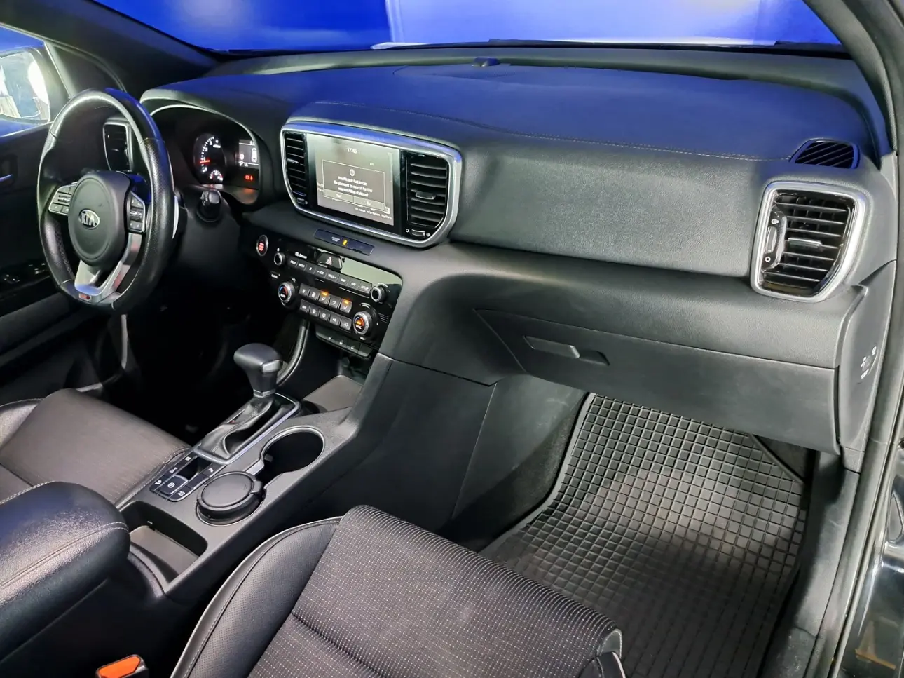 KIA SPORTAGE